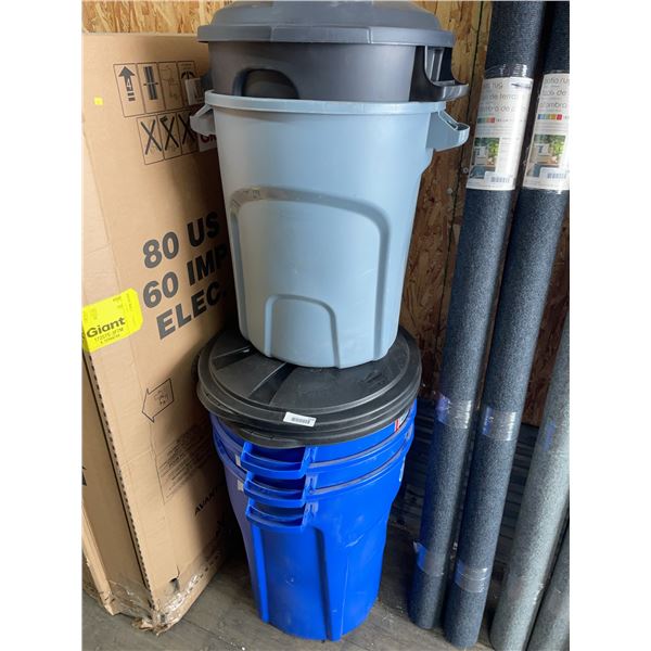 Lot of Rubbermaid Roughneck Trash & Recycle Bins