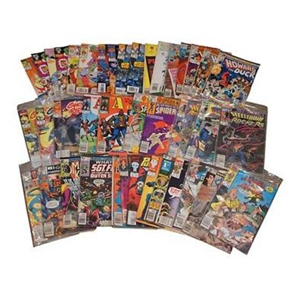 ASSORTED COMIC BOOKS IN COLLECTORS BOX ***STOCK PHOTO IS NOT OF ACTUAL COMICS IN THIS LOT ***