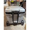 Image 5 : Igloo MaxCold Latitude 62 Roller Cooler
