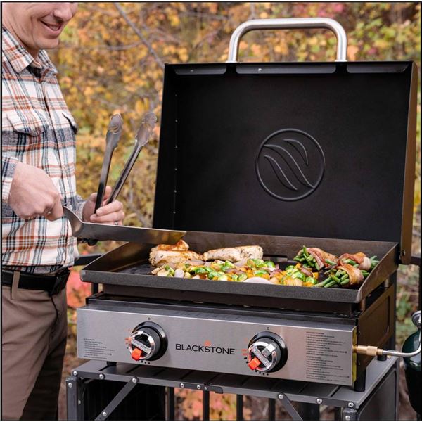 BlackstoneÂ  Original 22â€ Tabletop Griddle with Integrated Protective Hood and Stainless 