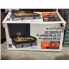 Image 2 : BlackstoneÂ  Original 22â€ Tabletop Griddle with Integrated Protective Hood and Stainless 