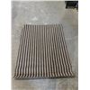 Image 3 : Brown and Gray Patterned Rug Runner 36" x 46"