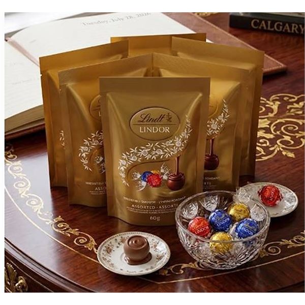 Lindt Lindor Assorted Chocolate 18 x 60g Bag