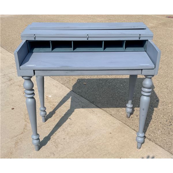 VINTAGE SPINET DESK