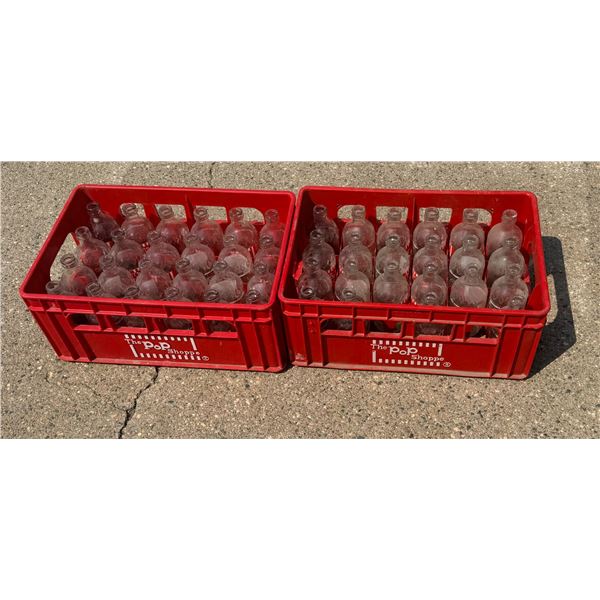 VINTAGE THE POP SHOPPE RED PLASTIC CARRYING CRATES FILLED/PARTIAL FILLED WITH 10 OZ STUBBY GLASS SOD