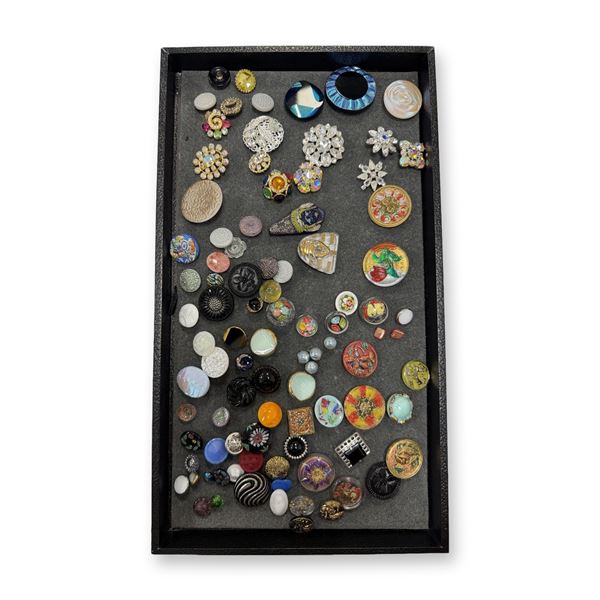 AN ASSORTMENT OF DIVISION THREE GLASS BUTTONS