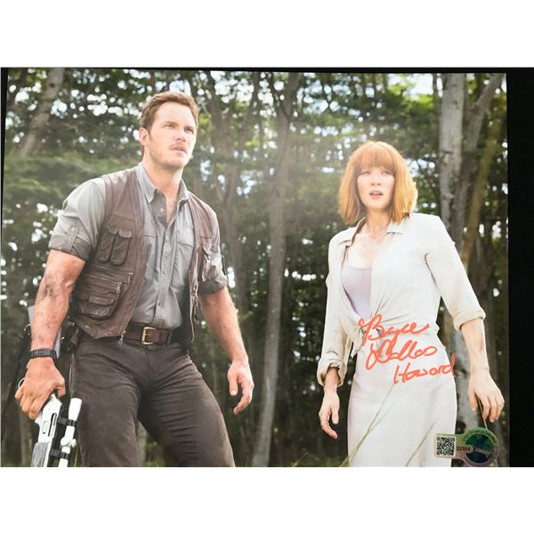 BRYCE DALLAS HOWARD SIGNED JURASSIC PARK 8X10 - WWOC COA