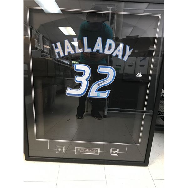 ROY HALLADAY SIGNED AND CUSTOM FRAMED TORONTO BLUE JAYS JERSEY (AJ COA)