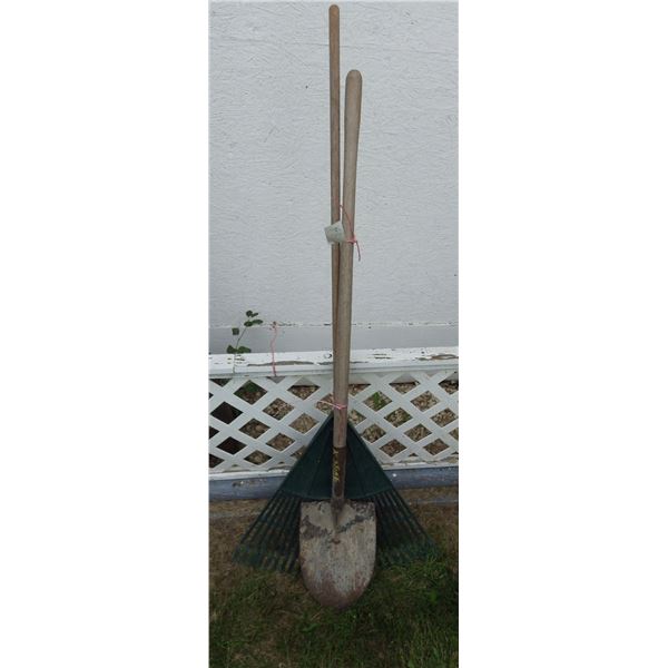 bundle of assorted garden tools