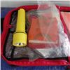 Image 2 : emergency roadside organizer
