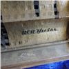 Image 3 : Vintage RCA table top tube radio