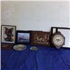 Image 1 : decorative plates etc
