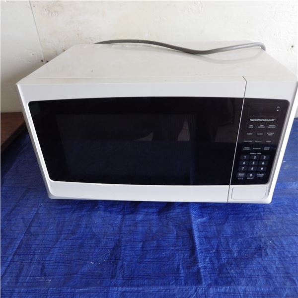 Hamilton Beach Microwave