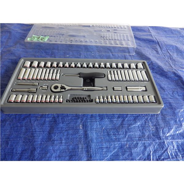 Socket set in storage tray