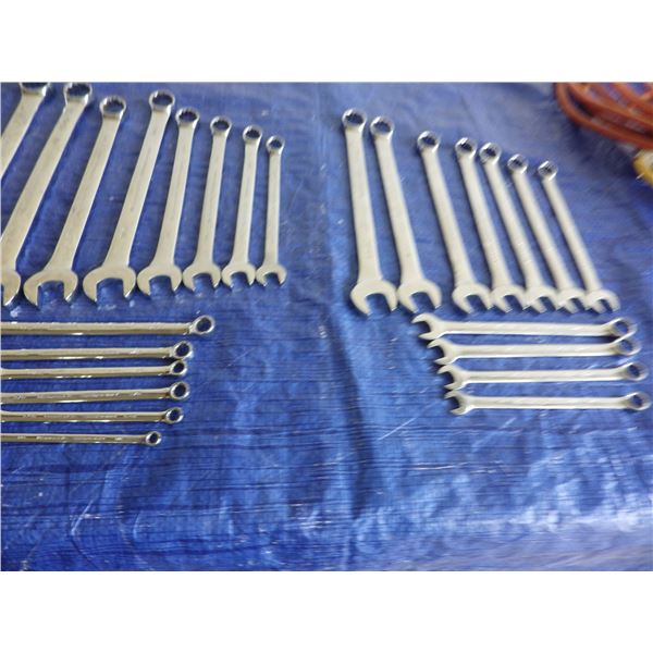 Mastercraft box and an open end wrenches SAE and metric