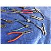 Image 3 : pliers, vice grips, tin snips, etc