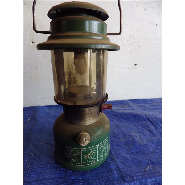 Coleman model 321 B Lantern
