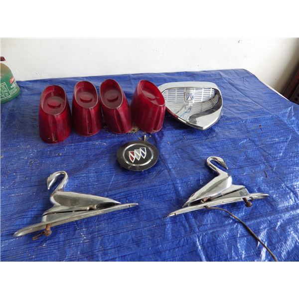 Vintage Packard style swan hood ornaments 1940s era and  Vintage car parts