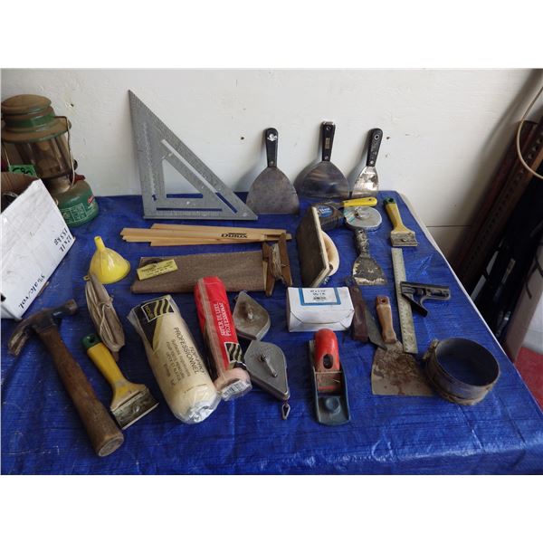 Painting and carpentry supplies