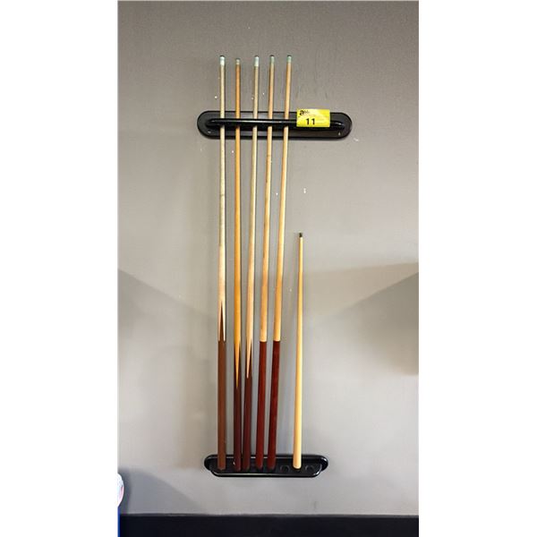 WALL MOUNT POOL CUE RACK WITH 6 CUES