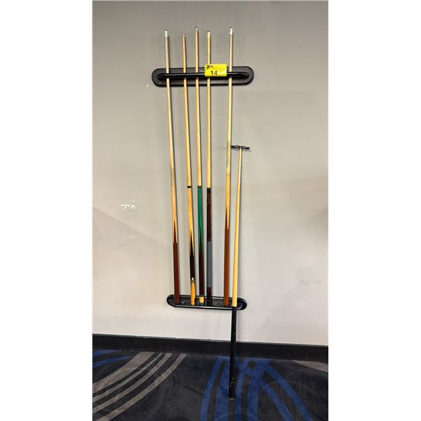 WALL MOUNT POOL CUE RACK WITH 5 CUES AND 1 GRANNY STICK