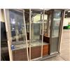 Image 15 : Retail Kiosk w/ Glass Doors (Panels Missing)