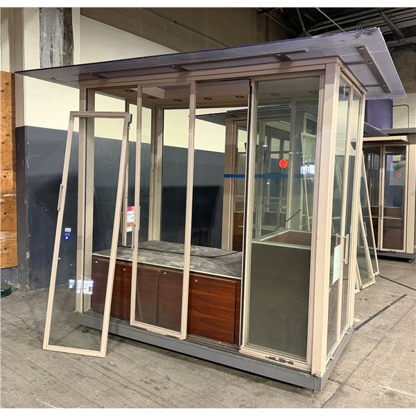 Retail Kiosk w/ Glass Doors (Panels Missing)