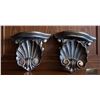 Image 1 : Shell Motif Carved Wooden Wall Brackets