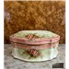 Image 2 : Limoges Porcelain Trinket Box with Painted Roses