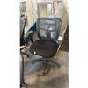 Image 1 : BLACK MESH-BACK TASK CHAIR STYLE 1