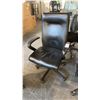 Image 1 : BLACK HI-BACK  EXECUTIVE CHAIR