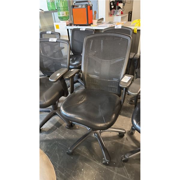 BLACK MESH HI-BACK TASK CHAIR