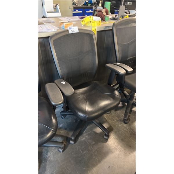 BLACK MESH HI-BACK TASK CHAIR