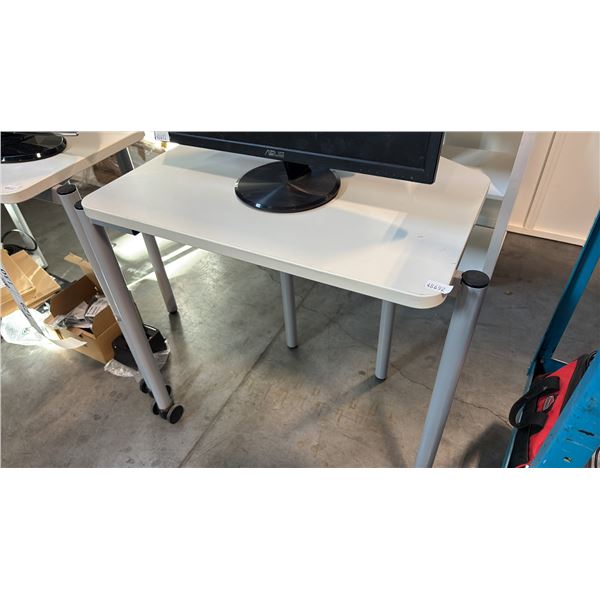 A2S 1007.001 PENTAGONAL DYNAMIC TRAINING CLASSROOM TABLE MELAMINE SILVER BASE 33.9X28.3X28.3 INCHES