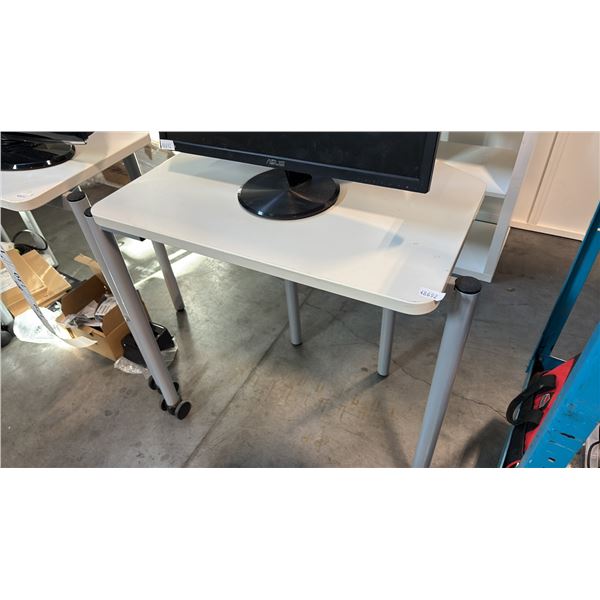 A2S 1007.001 PENTAGONAL DYNAMIC TRAINING CLASSROOM TABLE MELAMINE SILVER BASE 33.9X28.3X28.3 INCHES
