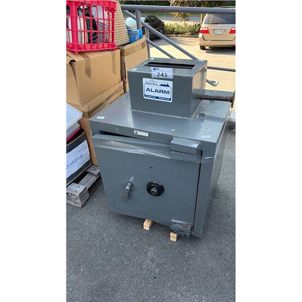 HEAVY-DUTY COMMERCIAL CASH DEPOSITORY (DROP) SAFE - OPEN NO COMBINATION
