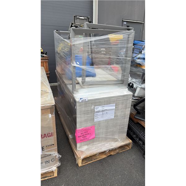 OFFICE FURNITURE LOT INCL LIGHT WOOD GRAIN FINISH OFFICE DESK W/ FILE CABINET W64" X D64" X H28" AND