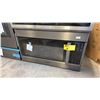 Image 1 : BOSCH 800 SERIES HMV8044C OVER THE RANGE MICROWAVE, 30 INCH EXTERIOR WIDTH, 2.1 CU. FT. CAPACITY