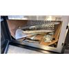 Image 2 : BOSCH 800 SERIES HMV8044C OVER THE RANGE MICROWAVE, 30 INCH EXTERIOR WIDTH, 2.1 CU. FT. CAPACITY