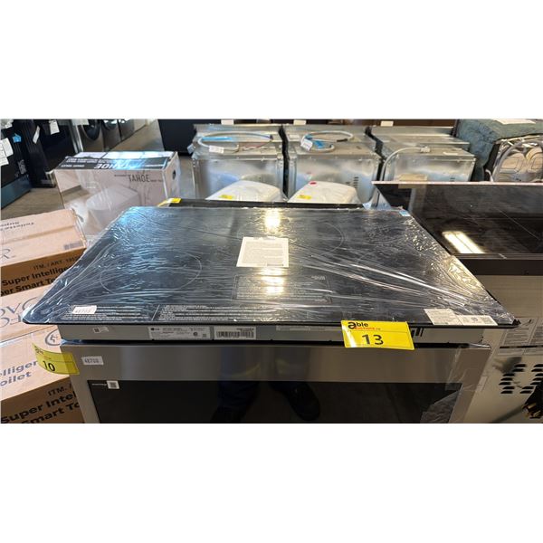 LG CBIH3013BE INDUCTION COOKTOP, 30 INCH EXTERIOR WIDTH, 4 BURNERS, 4,300 W HIGHEST ELEMENT
