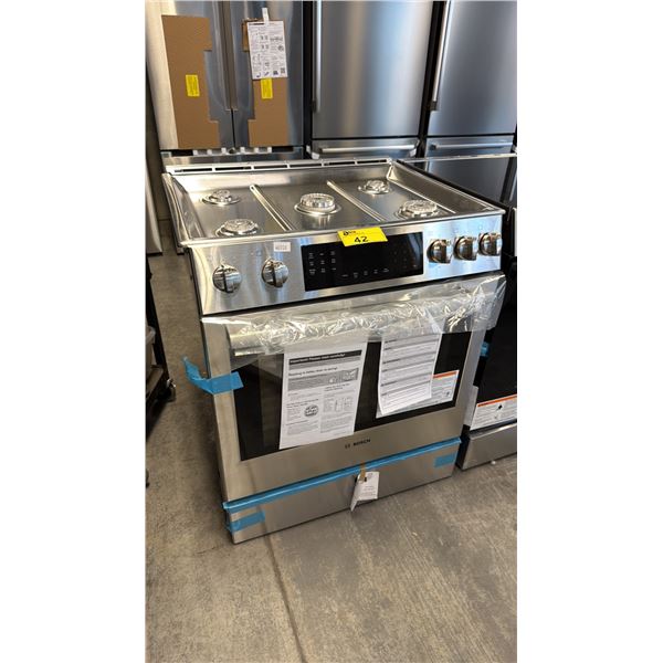 BOSCH BENCHMARK SERIES HGIP056UC GAS RANGE, 4.8 CU. FT. CAPACITY, 30 INCH EXTERIOR WIDTH