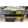 Image 2 : BOSCH 500 SERIES HBE5453UC SINGLE WALL OVEN, 24 INCH EXTERIOR WIDTH, CONVECTION, 2.8 CU. F. CAPACITY