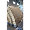 Image 2 : BR HSP BOUVET ISLAND FM22KING SIZE MATTRESS WITH BOX SPRING