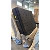 Image 1 : SEALY POSTUREPEDIC FRANKIE EURO TOP PLUSH KING SIZE MATTRESS