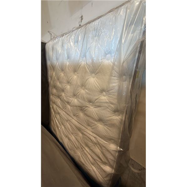 BR HSP HYDE PARK QUEEN SIZE MATTRESS WITH BOX SPRING