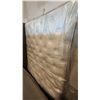 Image 1 : BR HSP HYDE PARK QUEEN SIZE MATTRESS WITH BOX SPRING