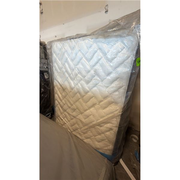STERLING CHARLESTN DOUBLE SIZE MATTRESS