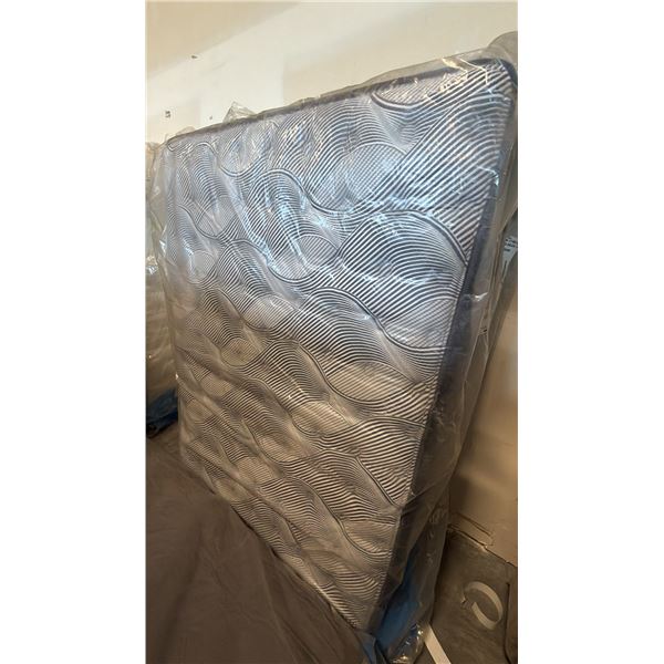 PARADE 13.5 DOUBLE SIZE MATTRESS
