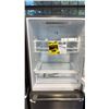 Image 2 : BOSCH 100 SERIES B33CM10SNS BOTTOM FREEZER REFRIGERATOR, 33 INCH WIDTH, COUNTER DEPTH ICE DISPENSER