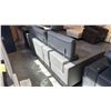 Image 3 : MODERN POWER RECLINING SECTIONAL SOFA UPHOLSTERED IN GREY LEATHER, "L" SHAPED, ADJUSTABLE HEADRESTS